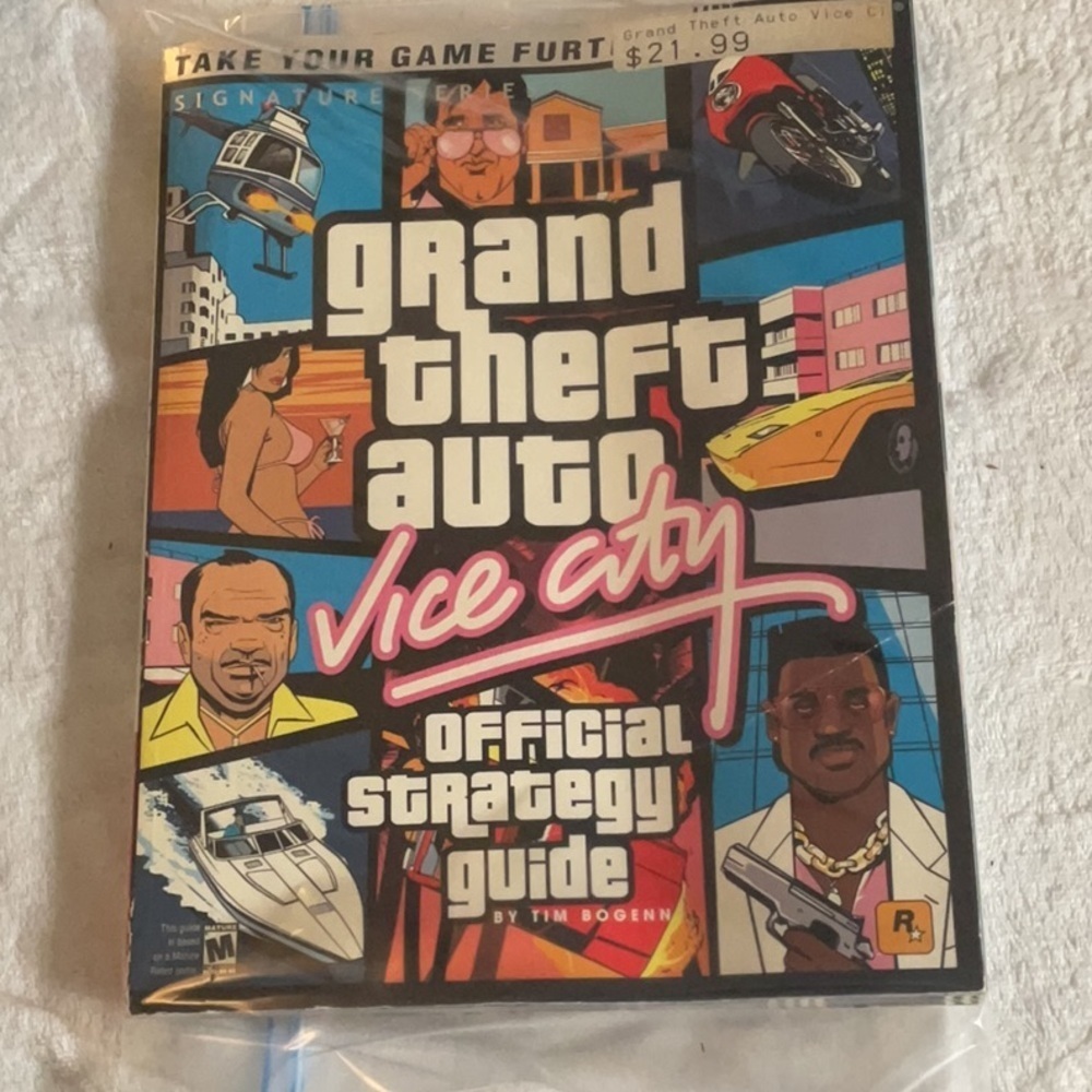 GRAND THEFT AUTO strategy guide magazine